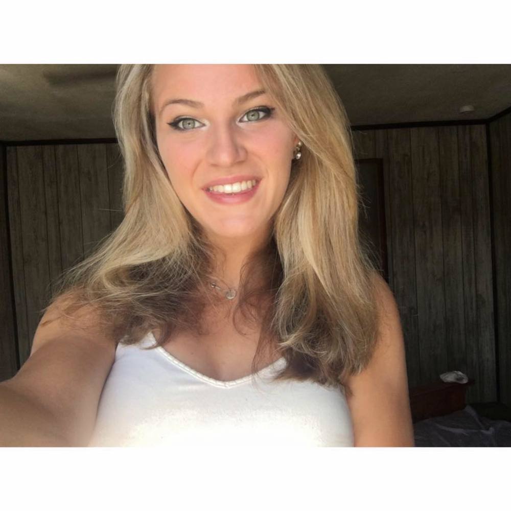 Meet your Posher, Stephanie